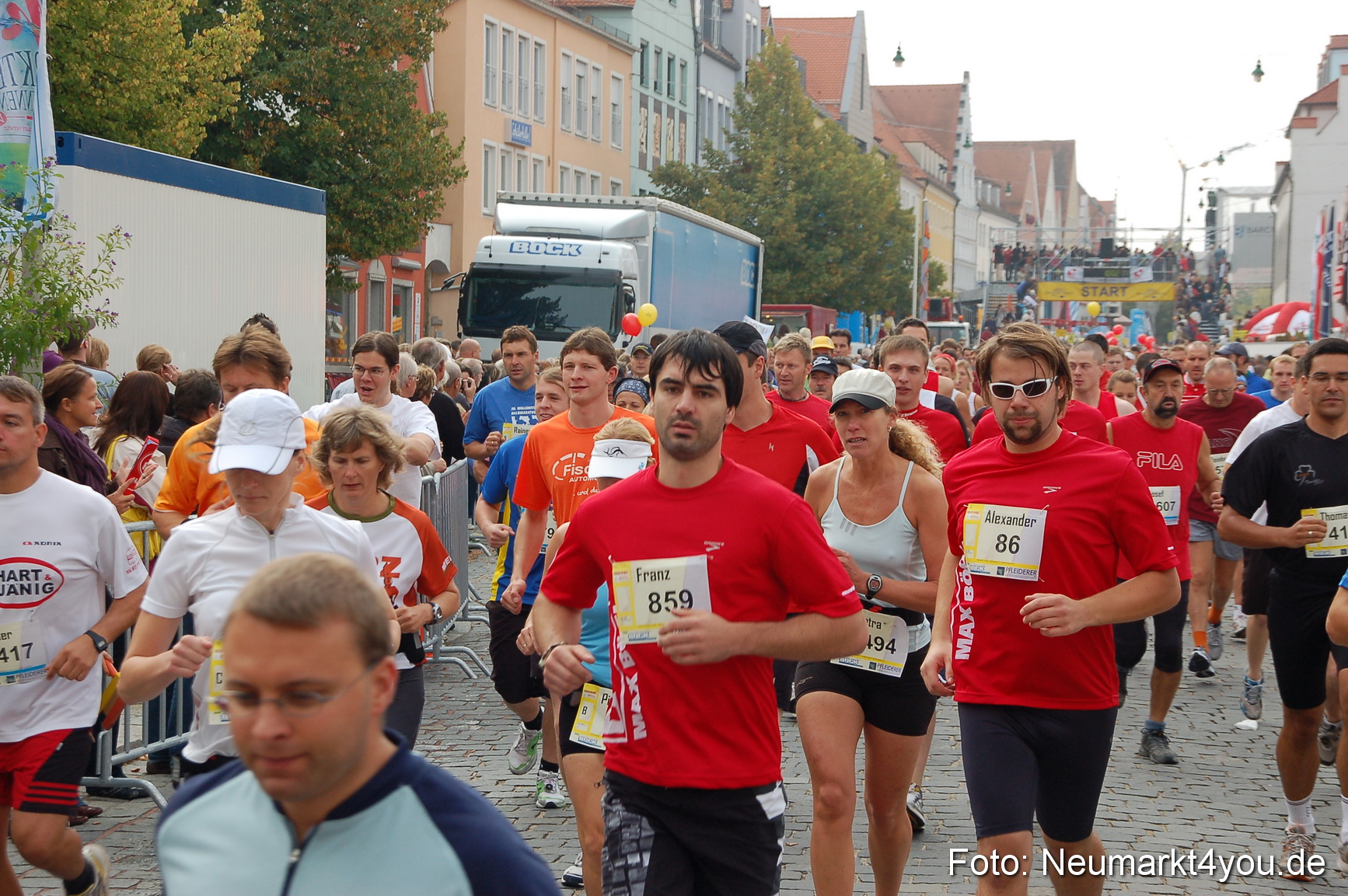 0031 Stadtlauf Neumarkt Unterer Markt 200909